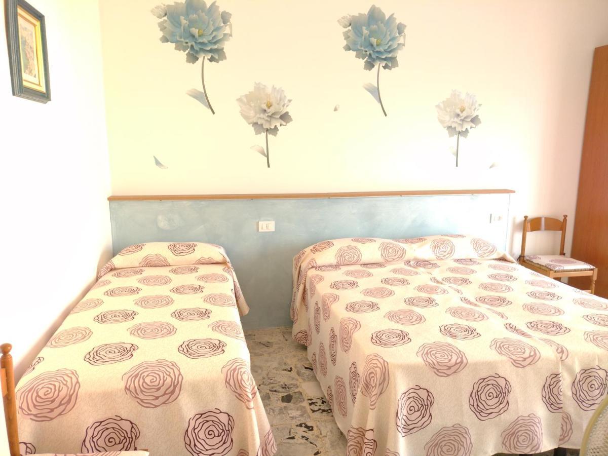 Casa Fronte Mare Apartment Ventimiglia Luaran gambar
