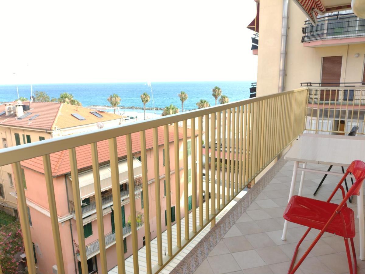 Casa Fronte Mare Apartment Ventimiglia Luaran gambar